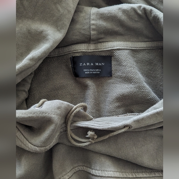 Zara Oversized Hoodie - Picture 5 of 6